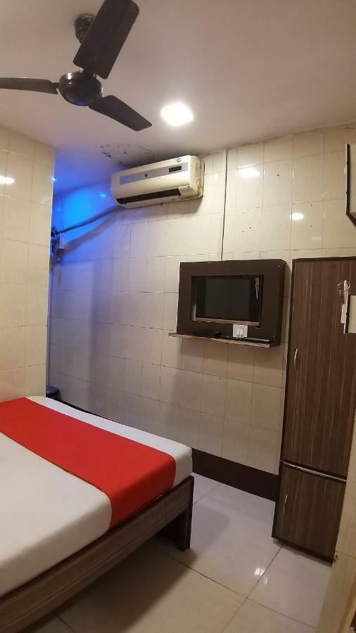 מומביי Hotel Saim Palace מראה חיצוני תמונה